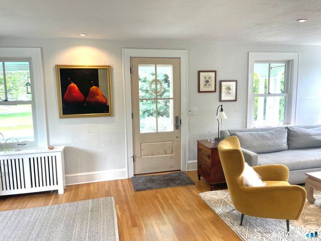 2 Sunwich Road, Norwalk, CT 06853