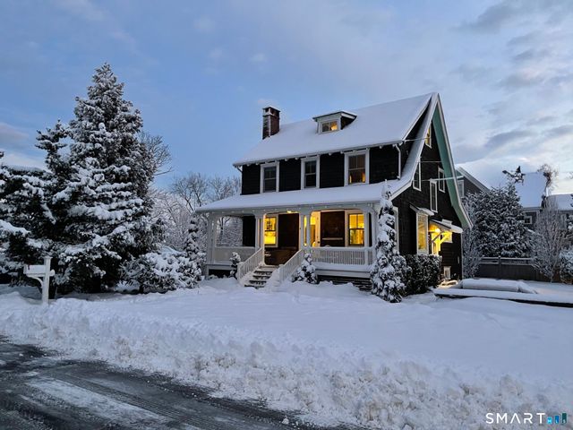 2 Sunwich Road, Norwalk, CT 06853