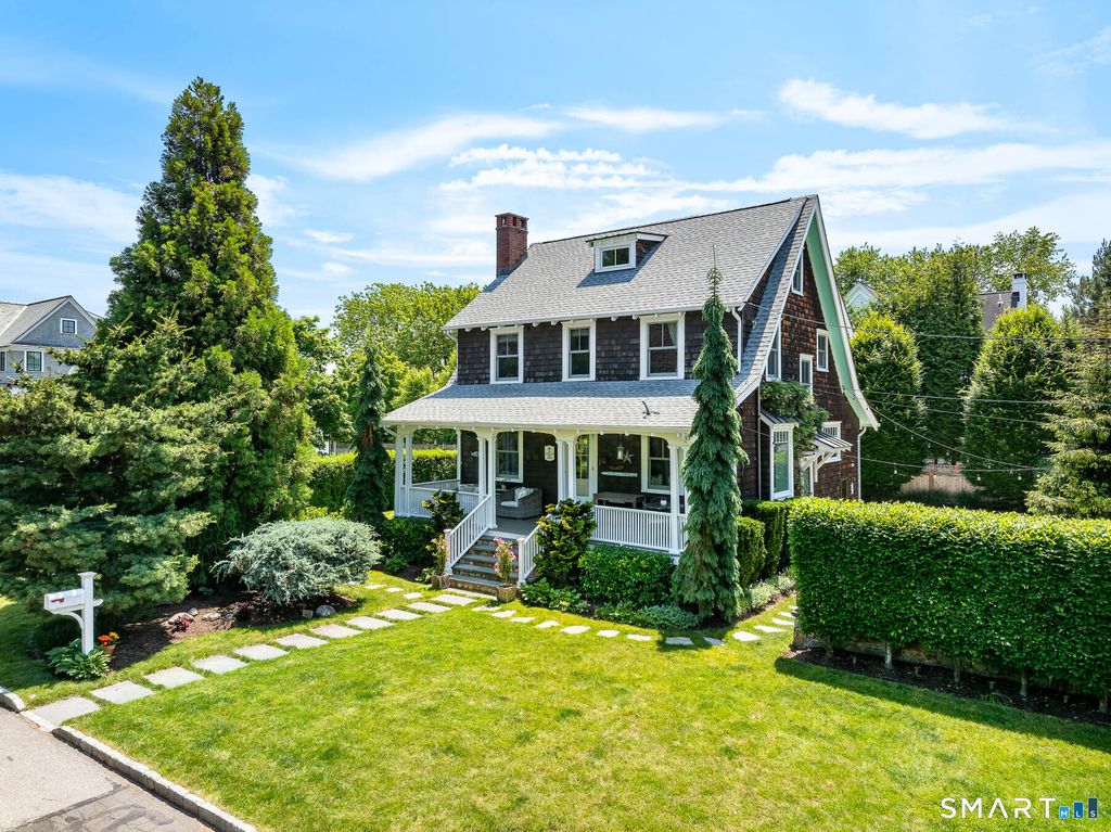 2 Sunwich Road, Norwalk, CT 06853