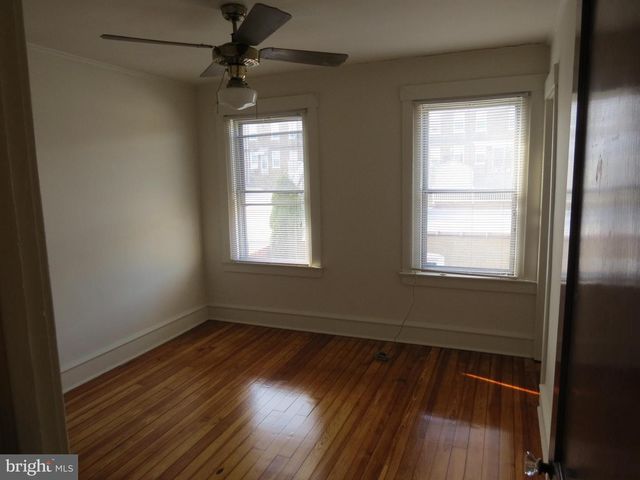 240 PENSDALE ST, Philadelphia, PA 19128