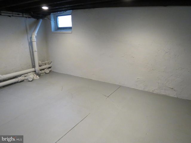 240 PENSDALE ST, Philadelphia, PA 19128