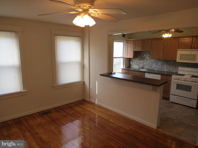 240 PENSDALE ST, Philadelphia, PA 19128