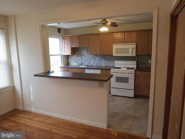 240 PENSDALE ST, Philadelphia, PA 19128