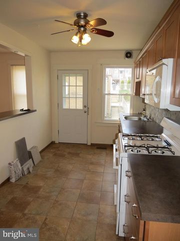 240 PENSDALE ST, Philadelphia, PA 19128