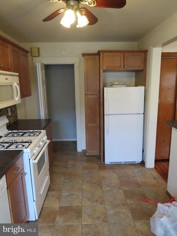 240 PENSDALE ST, Philadelphia, PA 19128