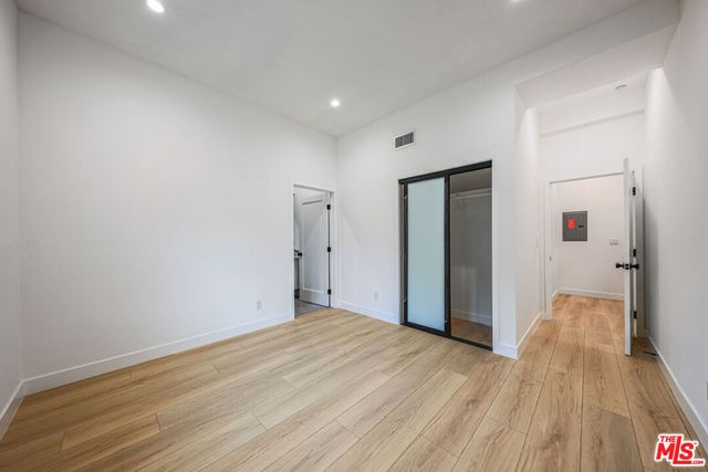 1525 S Carmelina Avenue 1525, Los Angeles, CA 90025