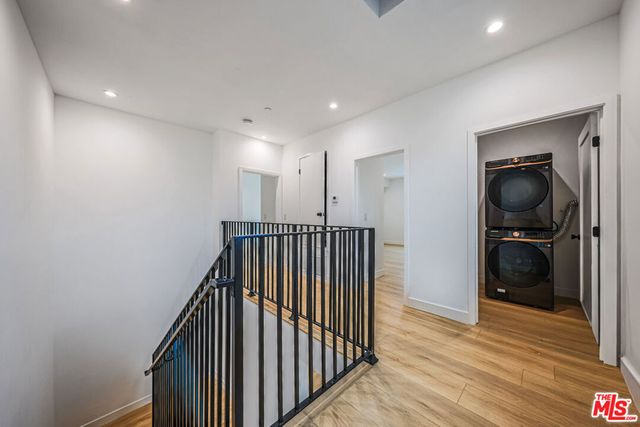 1525 S Carmelina Avenue 1525, Los Angeles, CA 90025