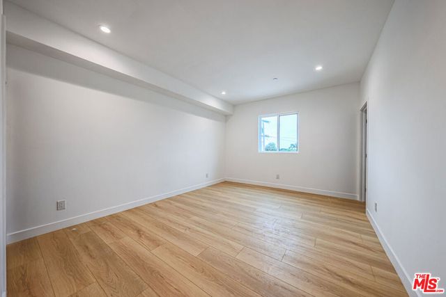 1525 S Carmelina Avenue 1525, Los Angeles, CA 90025