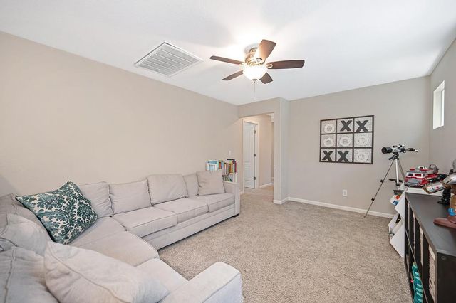3105 Club Center Dr, Sacramento, CA 95835