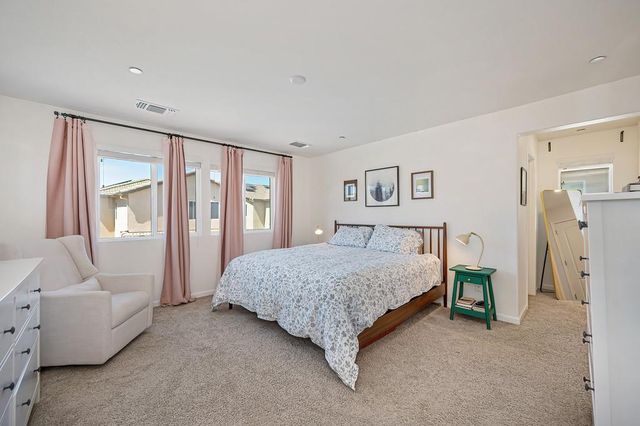 3105 Club Center Dr, Sacramento, CA 95835