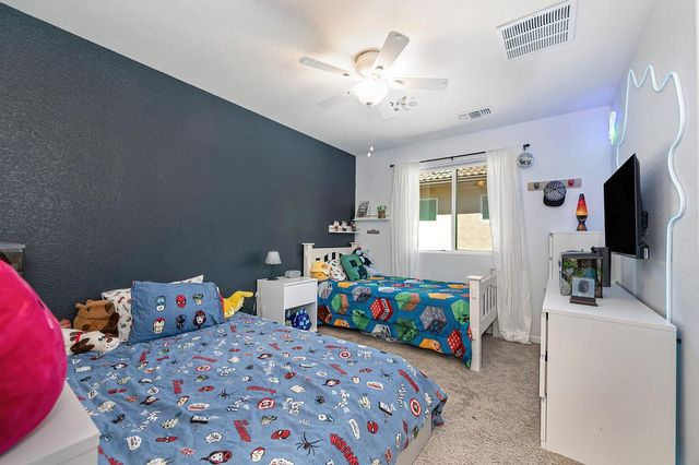 3105 Club Center Dr, Sacramento, CA 95835