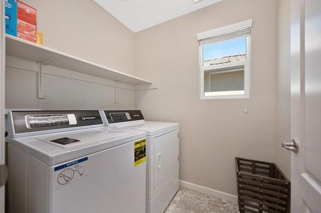 3105 Club Center Dr, Sacramento, CA 95835