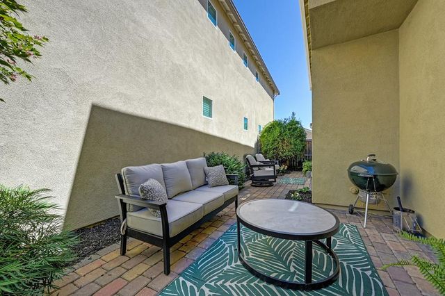 3105 Club Center Dr, Sacramento, CA 95835