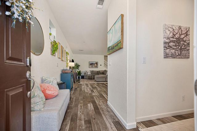 3105 Club Center Dr, Sacramento, CA 95835