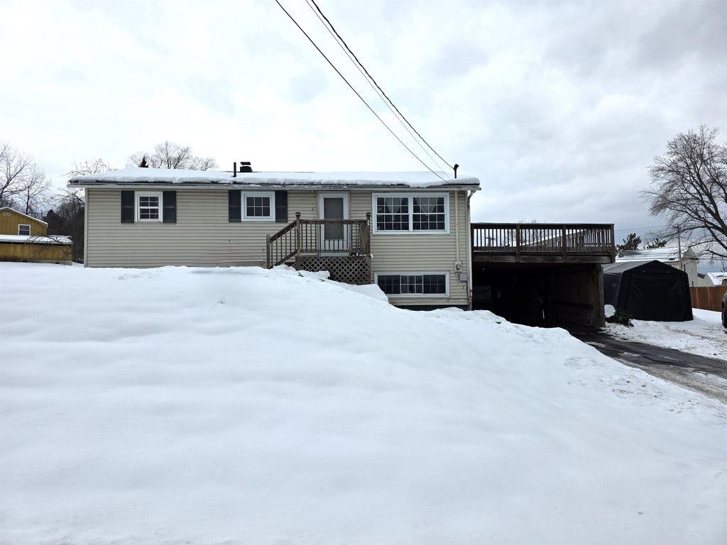 7 Westwood Parkway, Barre City, VT 05641