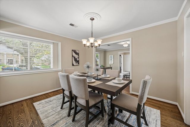 11007 Ella Lee Lane, Houston, TX 77042