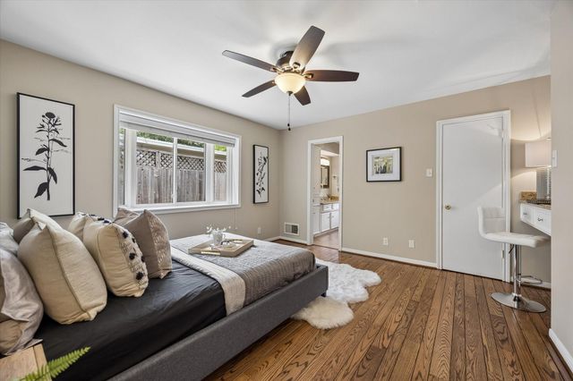 11007 Ella Lee Lane, Houston, TX 77042