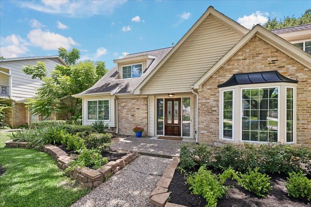 11007 Ella Lee Lane, Houston, TX 77042