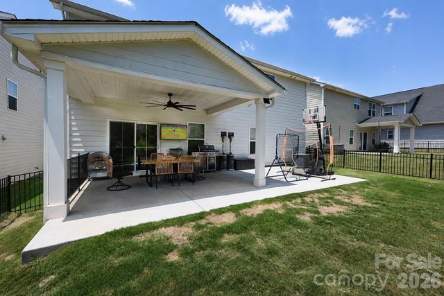 208 Tetcott Street, Mooresville, NC 28115