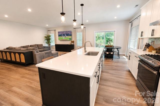208 Tetcott Street, Mooresville, NC 28115