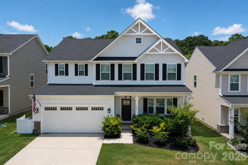 208 Tetcott Street, Mooresville, NC 28115