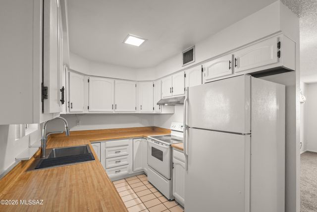 4941 N Tortolita Road, Tucson, AZ 85745