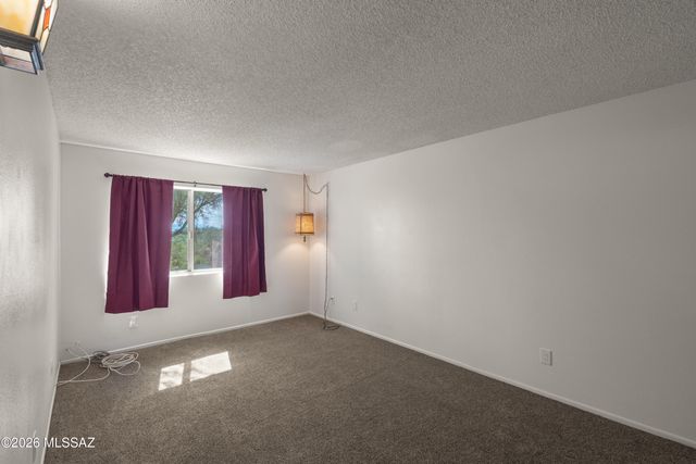 4941 N Tortolita Road, Tucson, AZ 85745