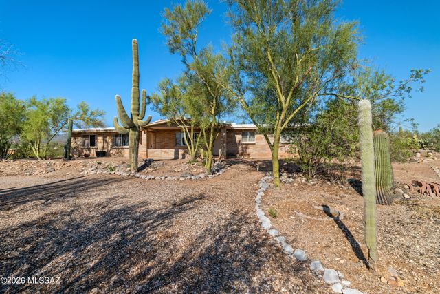 4941 N Tortolita Road, Tucson, AZ 85745