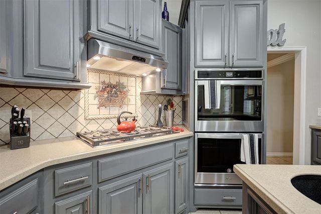 768 W Windmill Court, Mustang, OK 73064