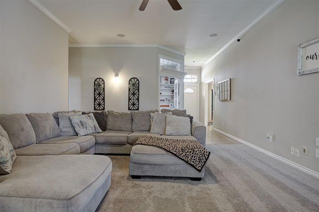 768 W Windmill Court, Mustang, OK 73064
