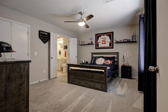 768 W Windmill Court, Mustang, OK 73064