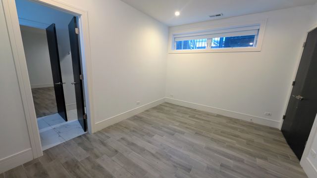 1445 W Fry Street 1, Chicago, IL 60642