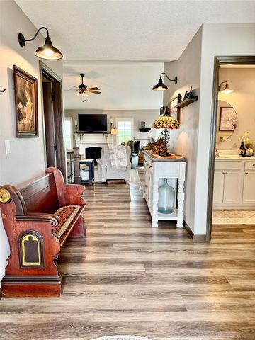 622 Prairie Hill Drive, Atkins, IA 52206