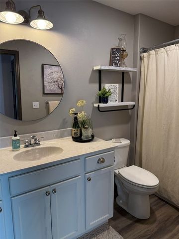 622 Prairie Hill Drive, Atkins, IA 52206