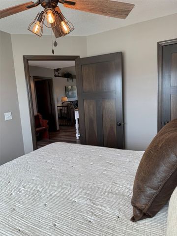 622 Prairie Hill Drive, Atkins, IA 52206