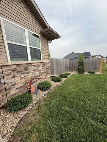 622 Prairie Hill Drive, Atkins, IA 52206