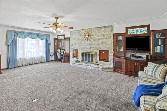 200 Rosemary Drive, Collinsville, IL 62234