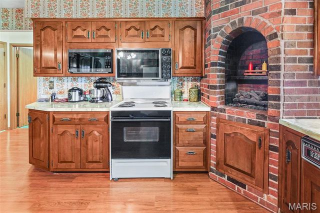 200 Rosemary Drive, Collinsville, IL 62234