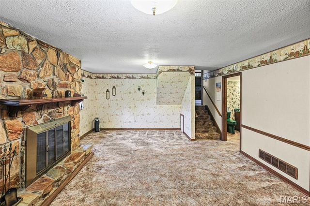 200 Rosemary Drive, Collinsville, IL 62234