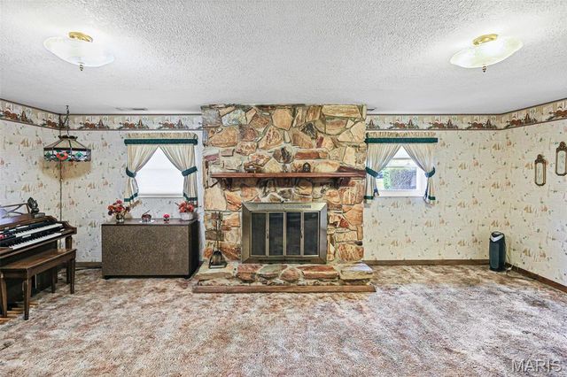 200 Rosemary Drive, Collinsville, IL 62234