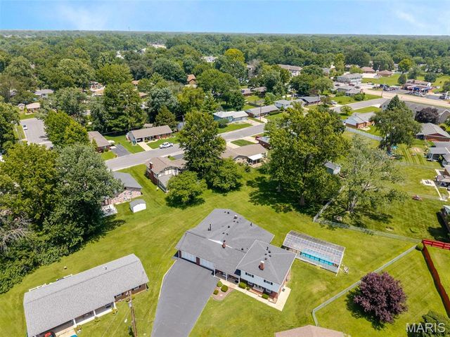 200 Rosemary Drive, Collinsville, IL 62234
