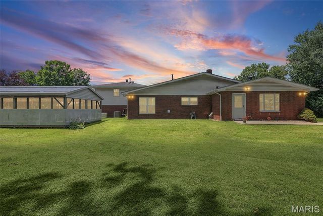 200 Rosemary Drive, Collinsville, IL 62234