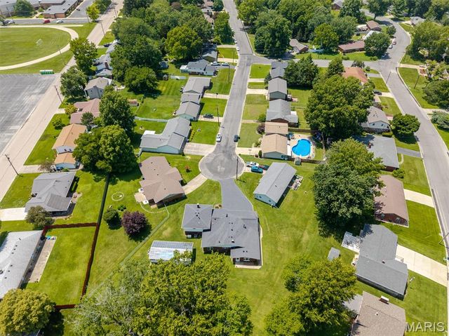 200 Rosemary Drive, Collinsville, IL 62234
