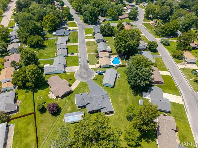 200 Rosemary Drive, Collinsville, IL 62234