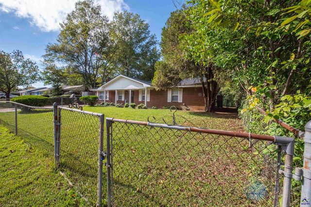111 Briarwood Drive, Warner Robins, GA 31093