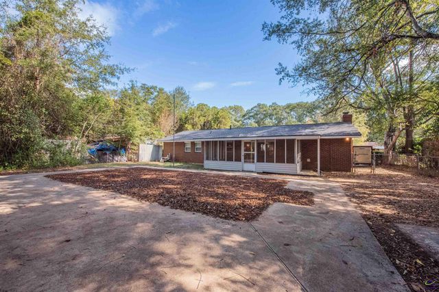 111 Briarwood Drive, Warner Robins, GA 31093