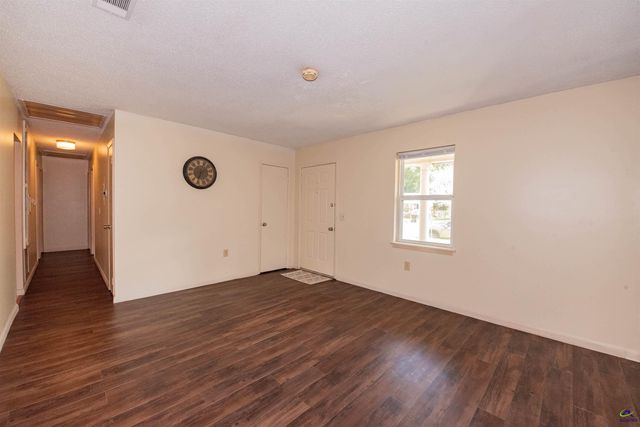 111 Briarwood Drive, Warner Robins, GA 31093