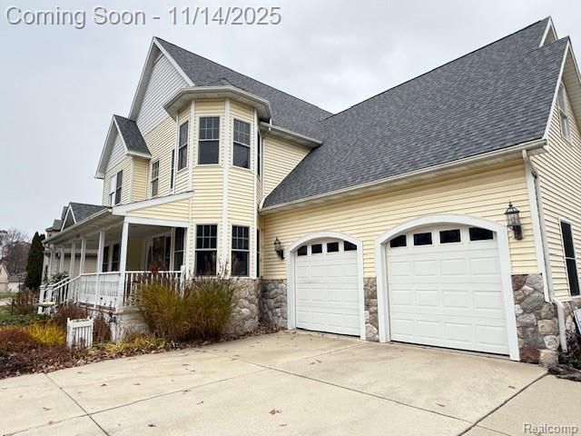 1075 Crystal Wood Drive, Davison, MI 48423