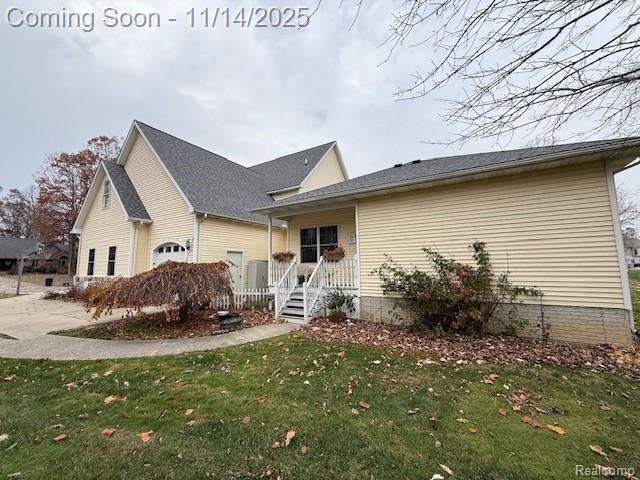 1075 Crystal Wood Drive, Davison, MI 48423