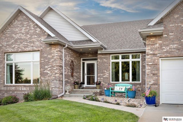 16260 Sage Street, Omaha, NE 68136